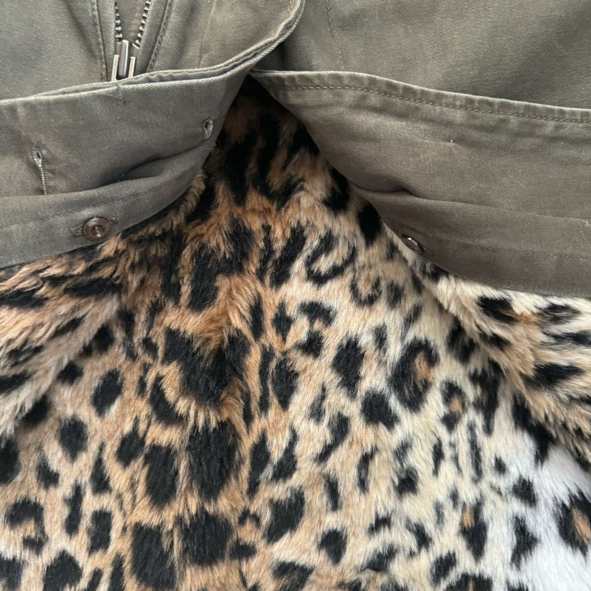 Vintage Military Leopard Fur Jacket - obrazek 4