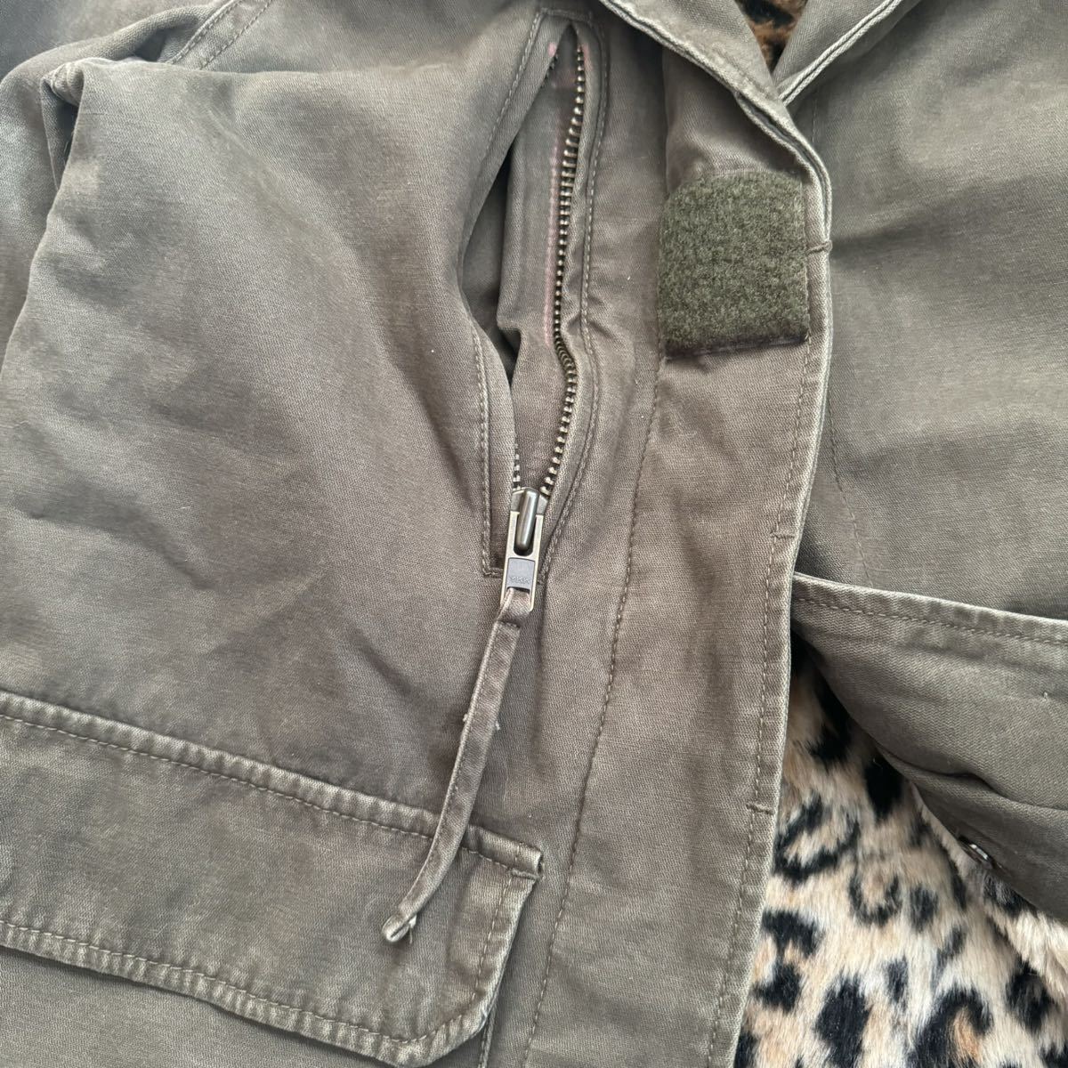 Vintage Military Leopard Fur Jacket - obrazek 5